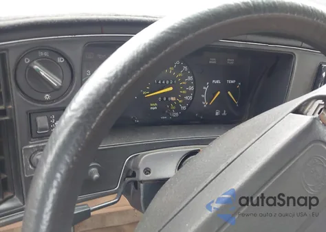 1991 Saab 900 S z USA, uszkodzony, nr VIN YS3AK35E4M7000528